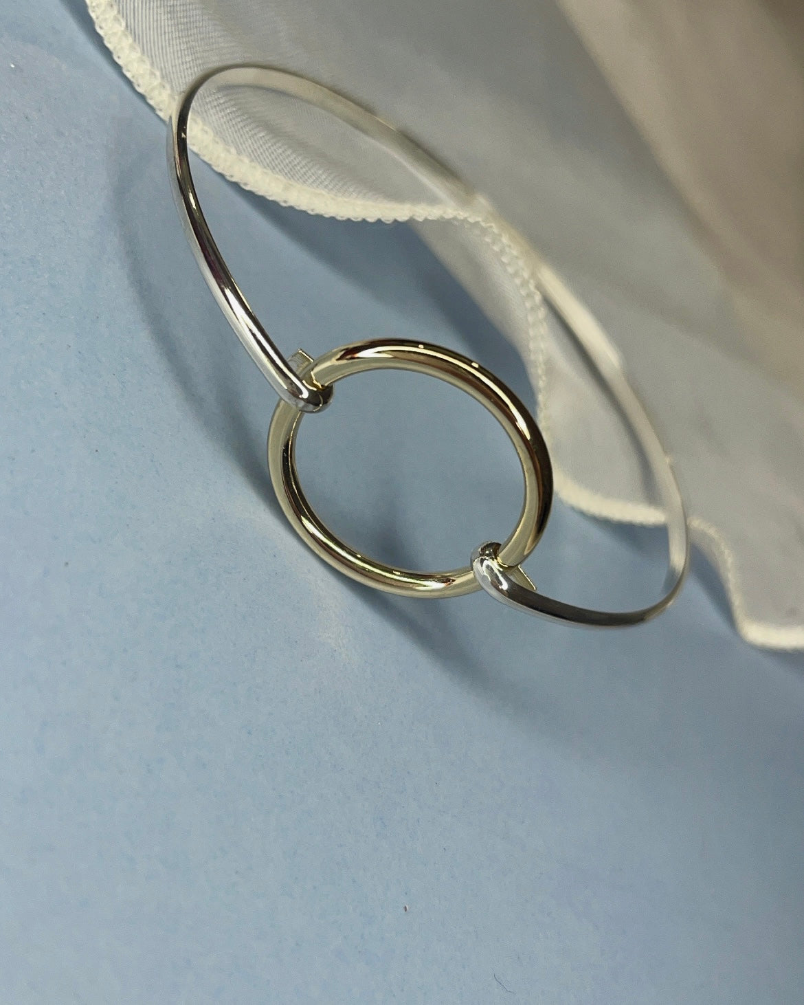 9ct Yellow Gold Circle & Sterling Silver Bangle