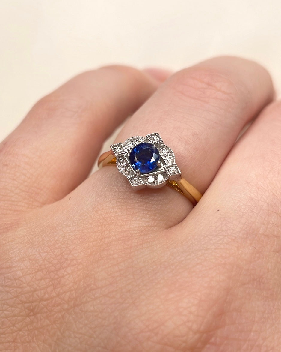 18ct Round Sapphire with Vintage Diamond Halo Ring