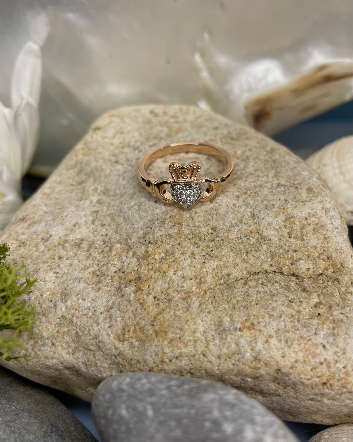 Claddagh Pavé Diamond 9ct Rose Gold Ring