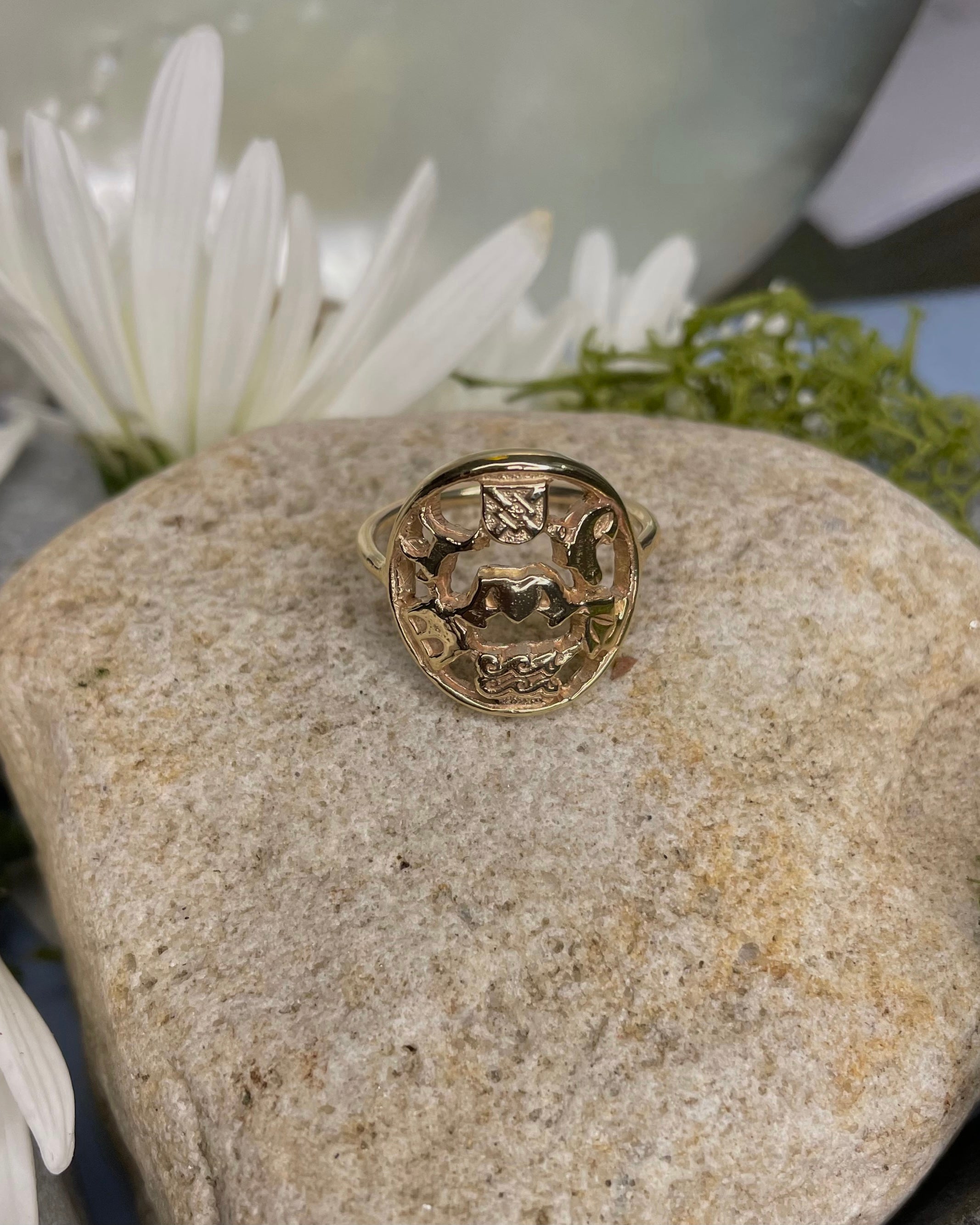Story of Galway 9ct Open Back Oval Ring