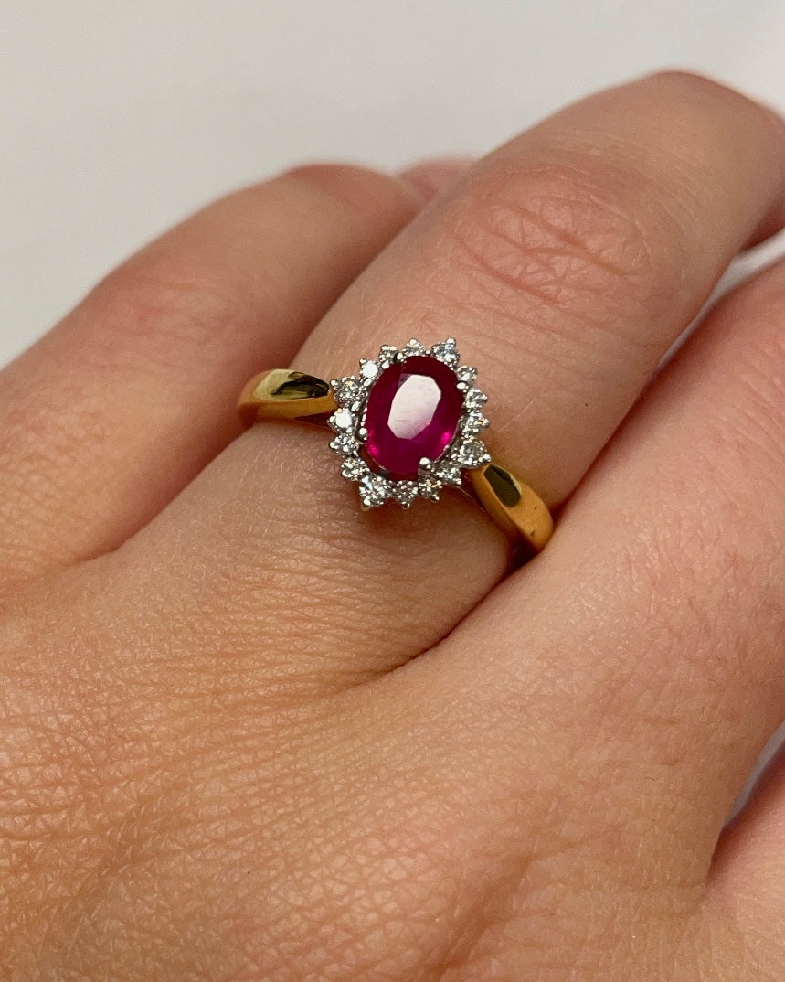 18ct Gold Ruby & Diamond Ring