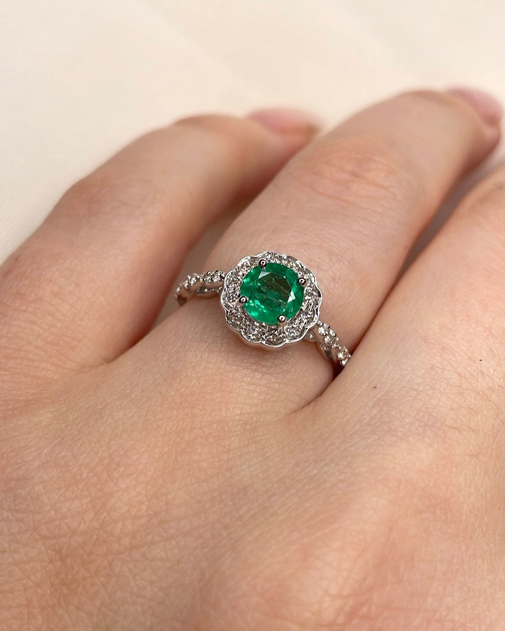 18ct Art-Deco Style Emerald ring with Diamond Halo
