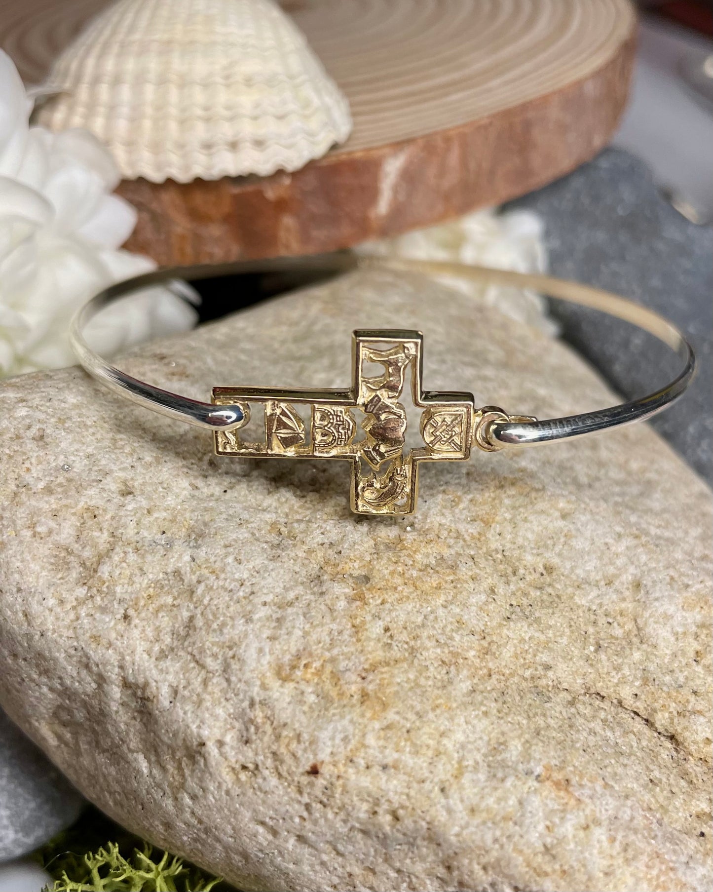 Story of Galway 9ct Gold Open Cross Bangle