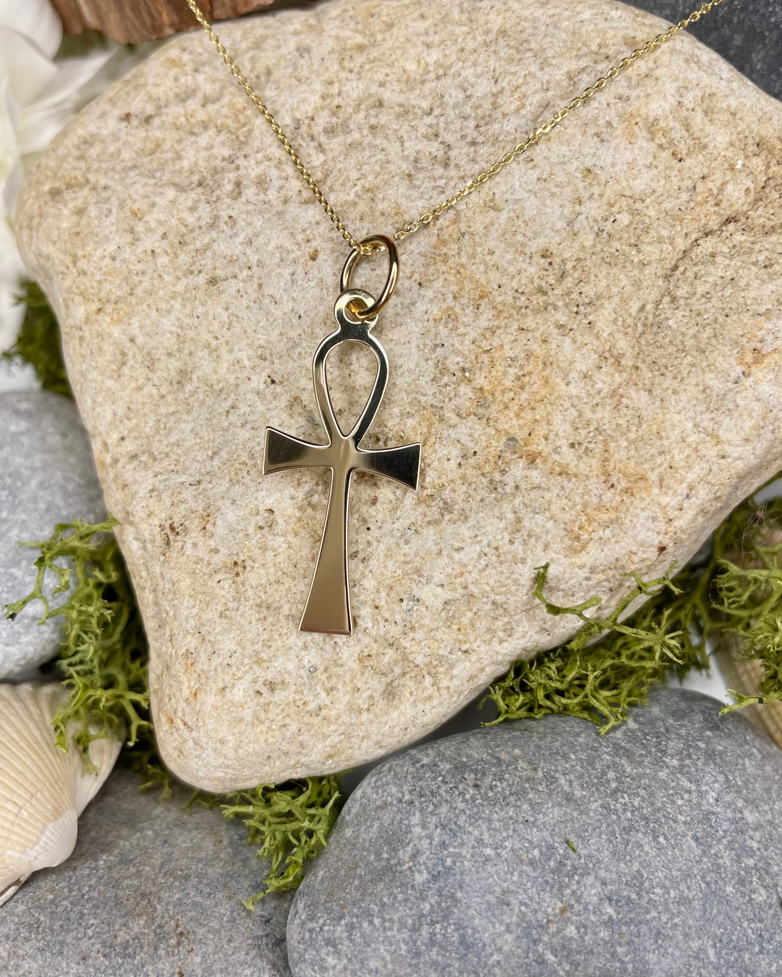 9ct Yellow Gold Egyptian Cross Pendant
