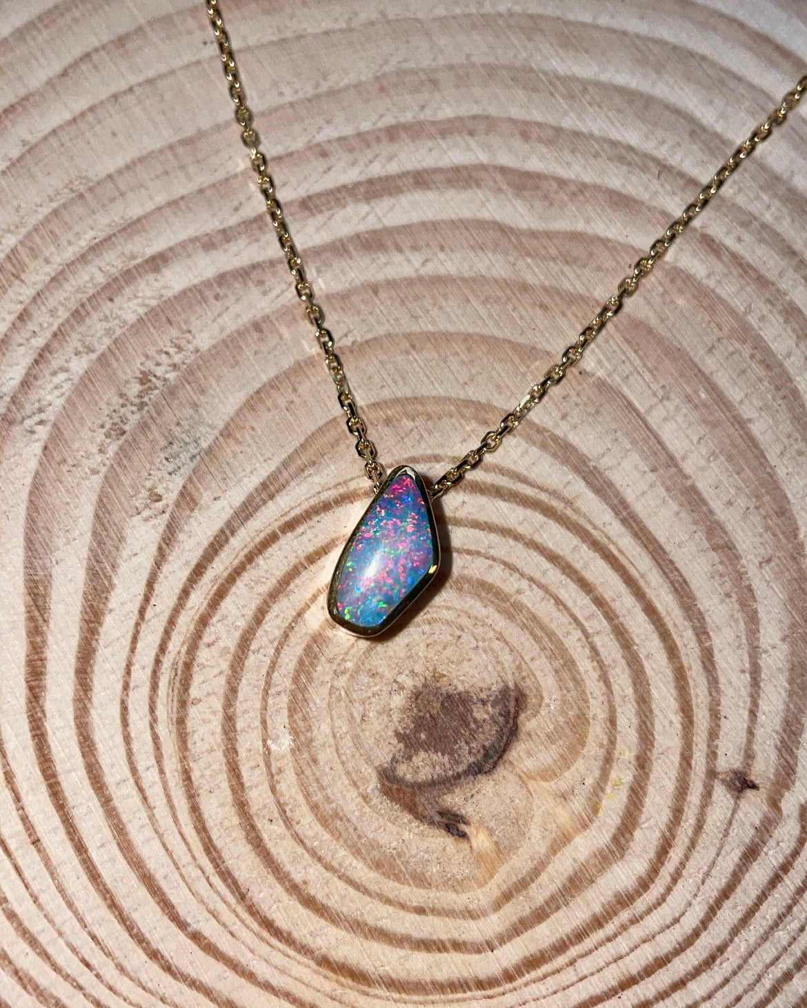 Opal and 18ct Yellow Gold Pendant