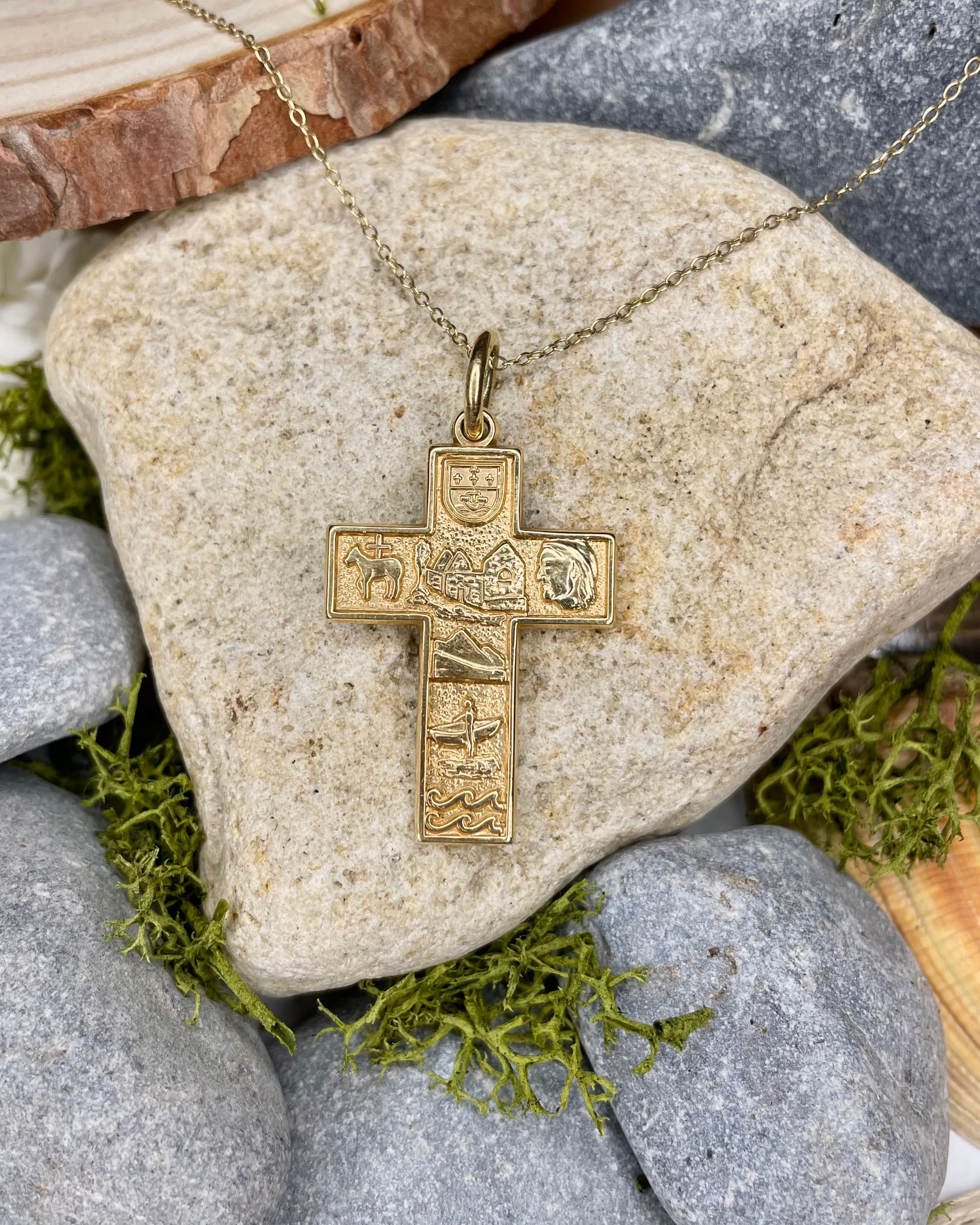 14ct gold deals cross pendant