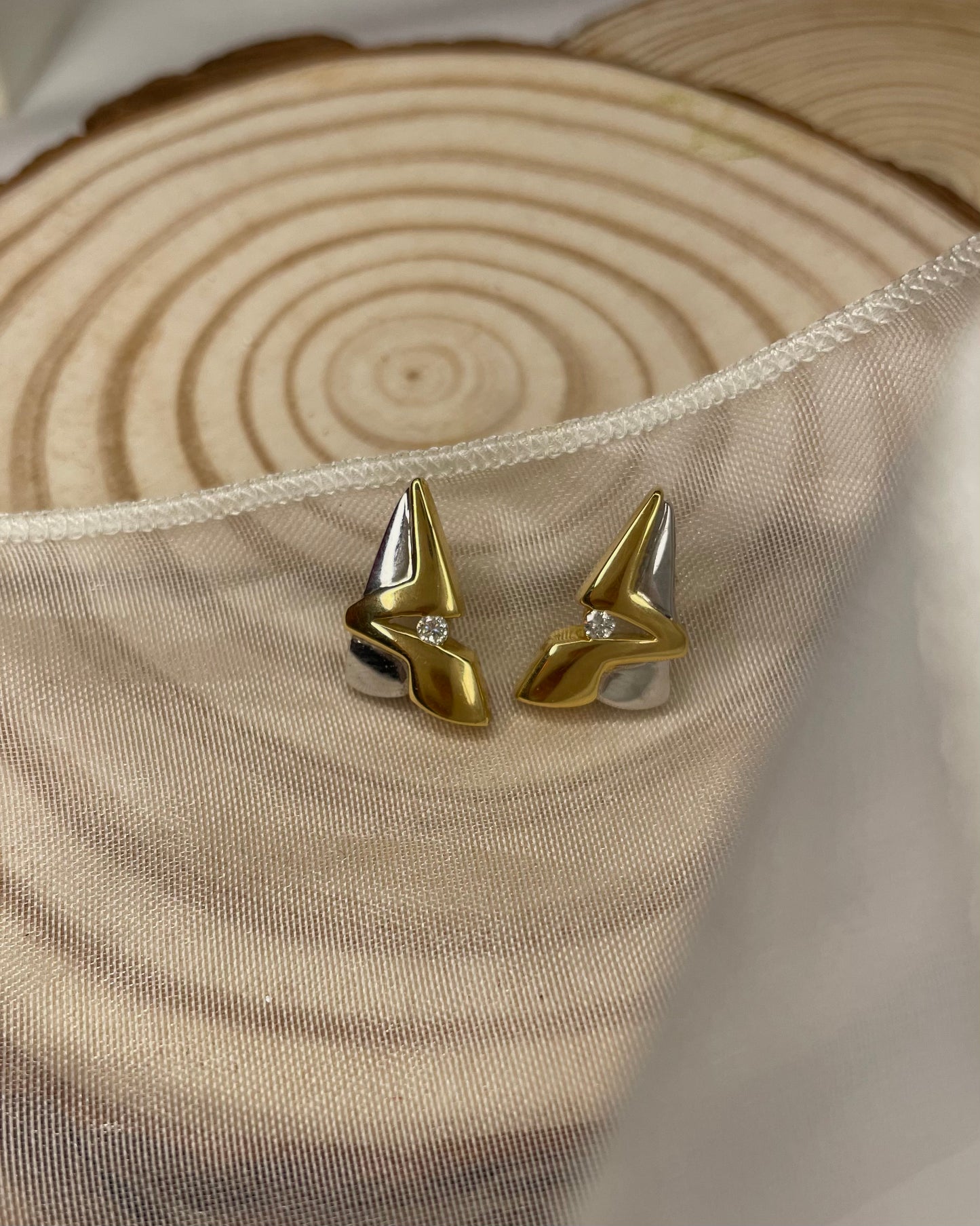 18ct Two Tone Triangle Diamond Earrings